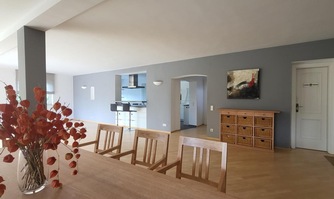 TRAUMHAFTE LIEGENSCHAFT MIT GROSSARTIGEM POOL IN FERNBLICK-RUHELAGE 